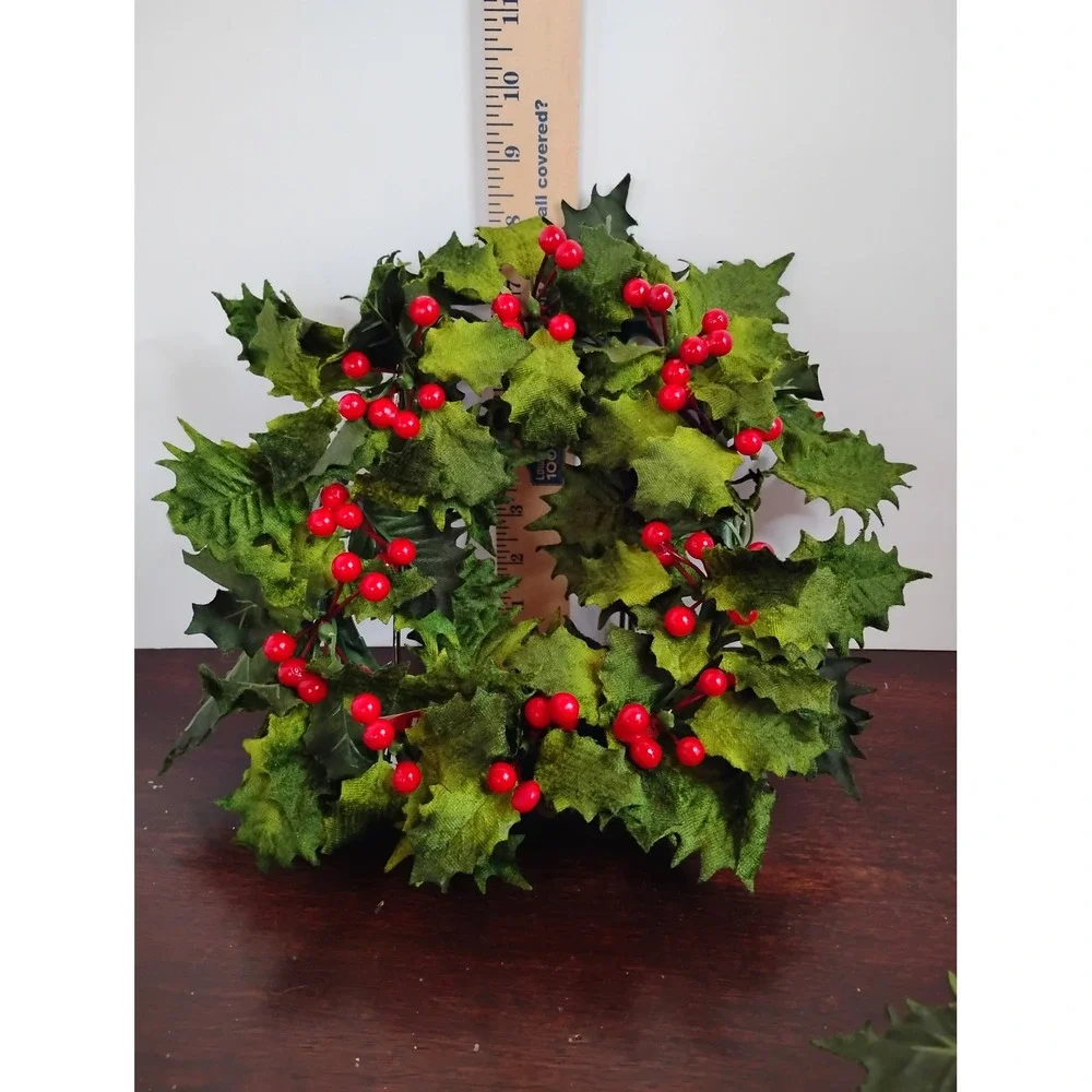 Set of 2 Artificial Holly Berry Wreaths Green Red Christmas Holiday Decor 10